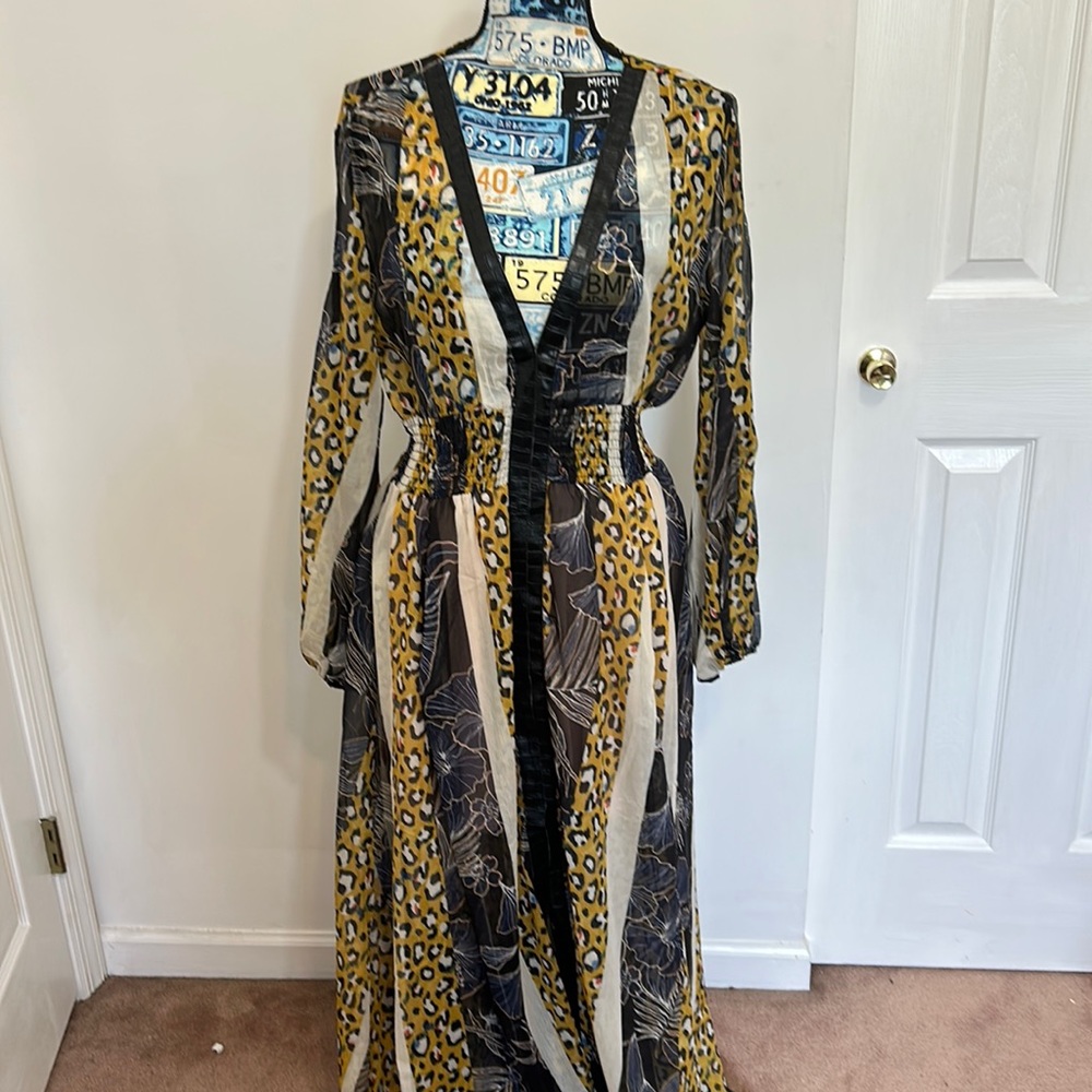 Super cute and float dress